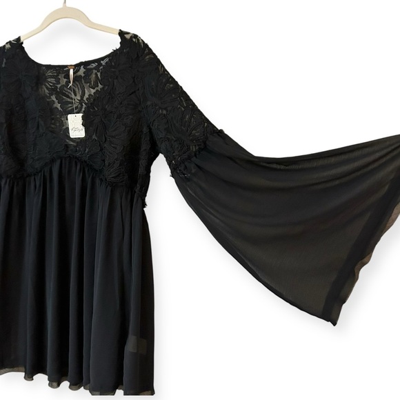 Free People Magdalene Crochet Babydoll Tunic Sz M Sheer Layering Bell Sleeve Top - Picture 6 of 10